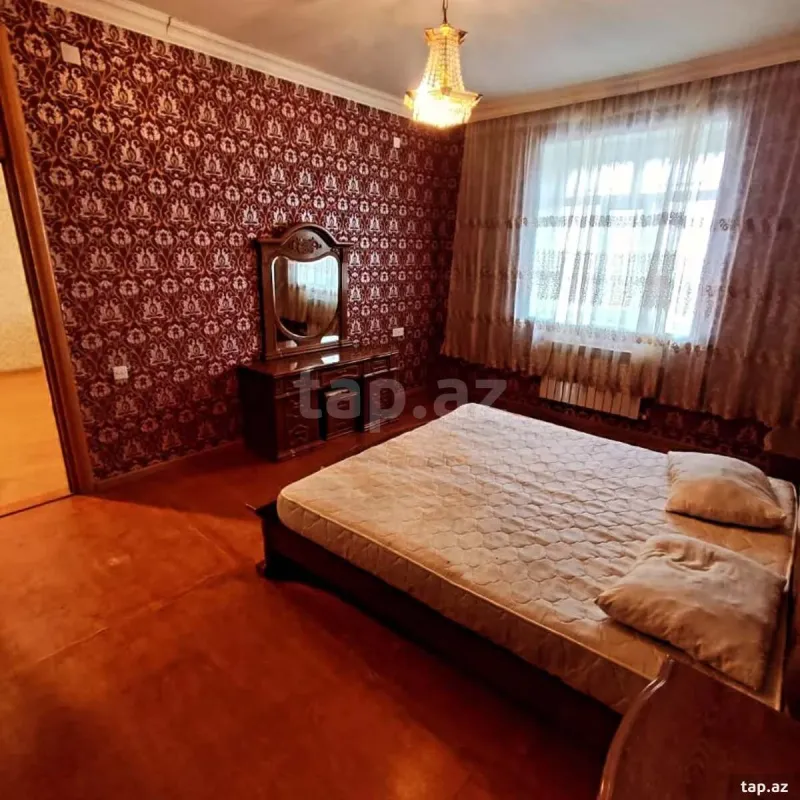 Kirayə verilir 4 otaqlı həyət evi 400 m²