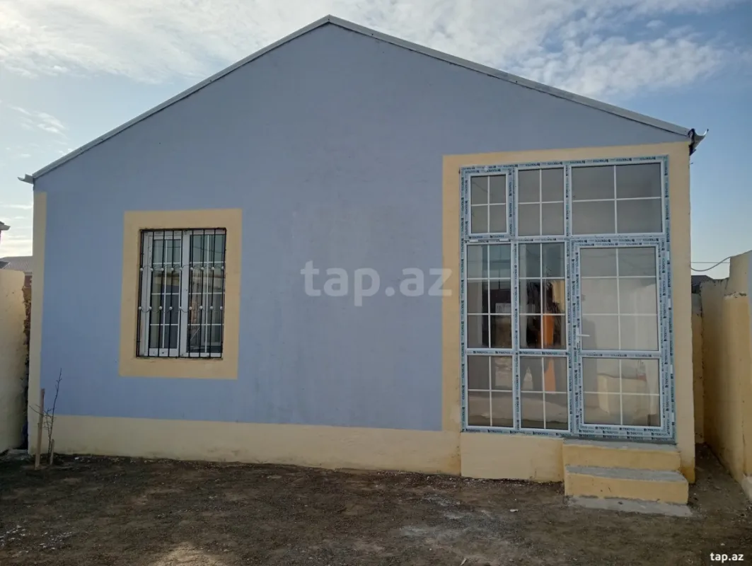 Satılır 3 otaqlı həyət evi