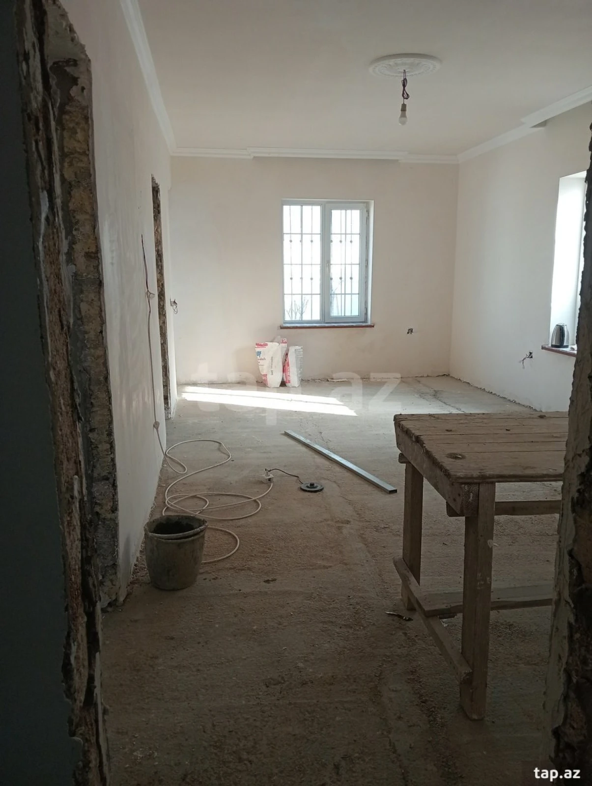 Satılır 3 otaqlı həyət evi