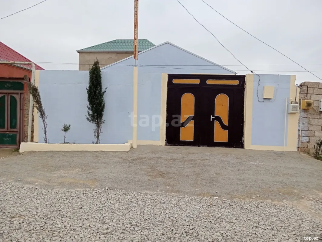 Satılır 3 otaqlı həyət evi