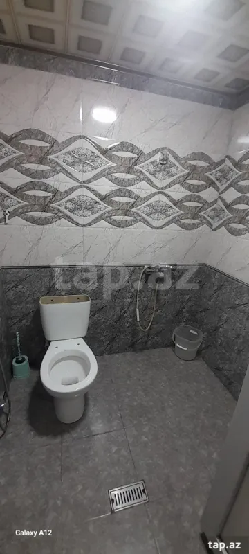 Kirayə verilir 3 otaqlı həyət evi