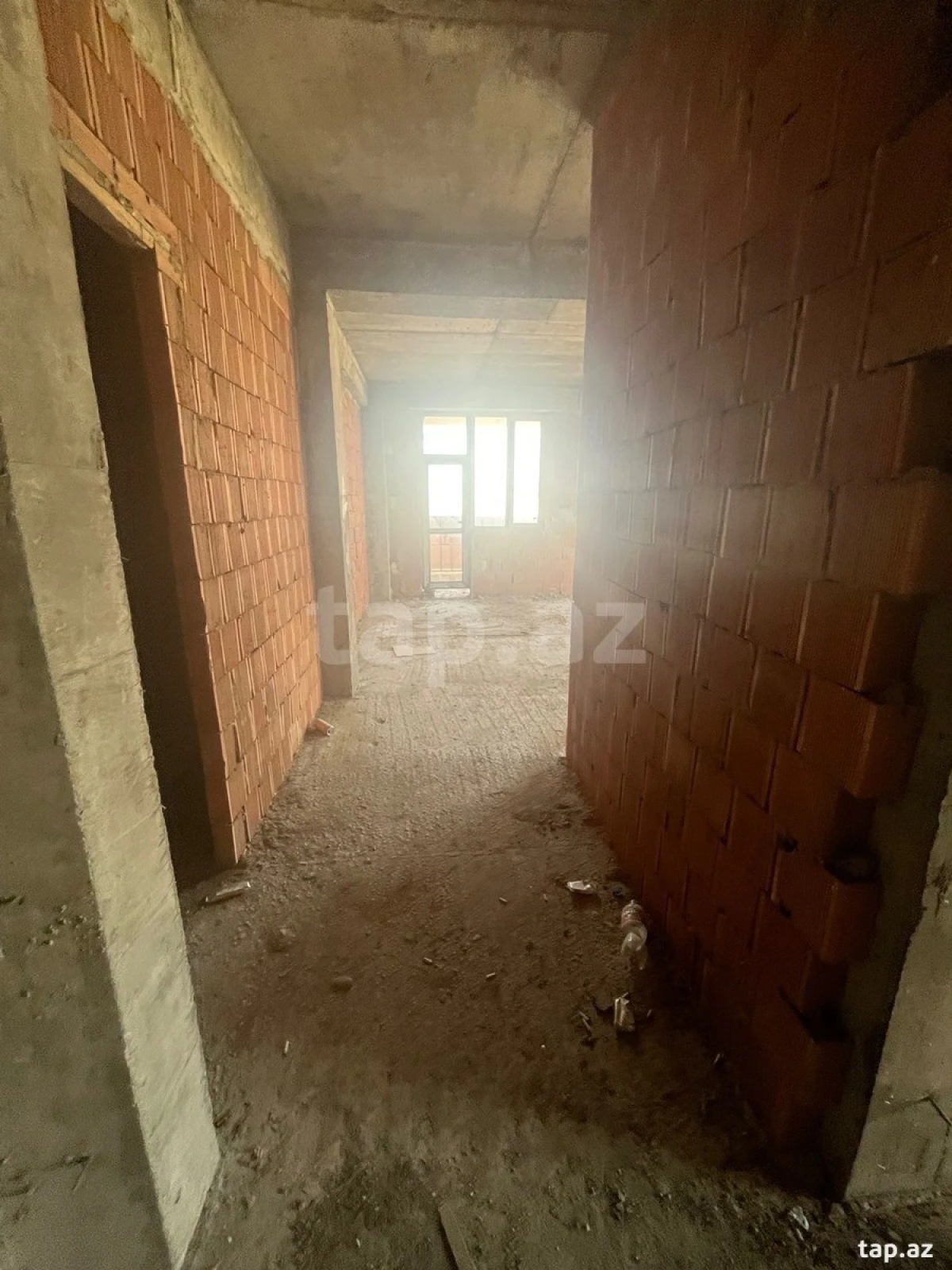 Satılır 2 otaqlı yeni tikili 83 m²