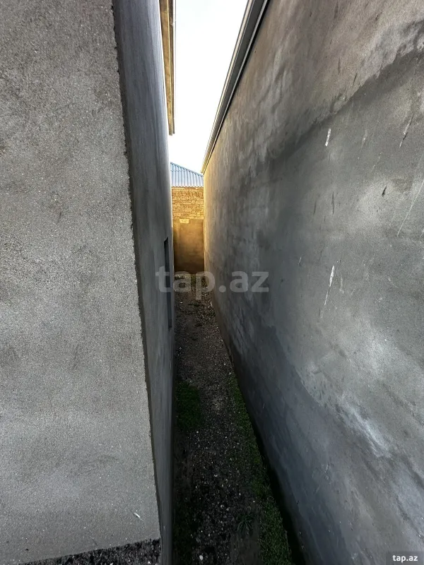 Satılır 6 otaqlı həyət evi 150 m²