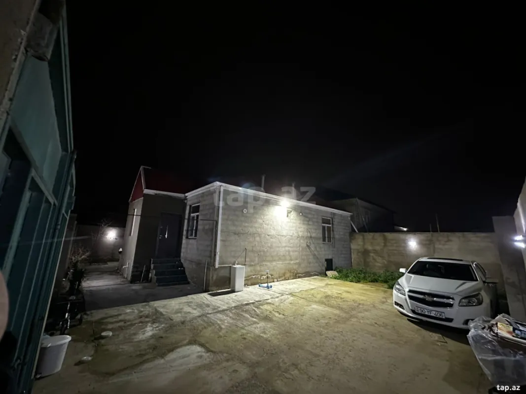 Satılır 4 otaqlı həyət evi