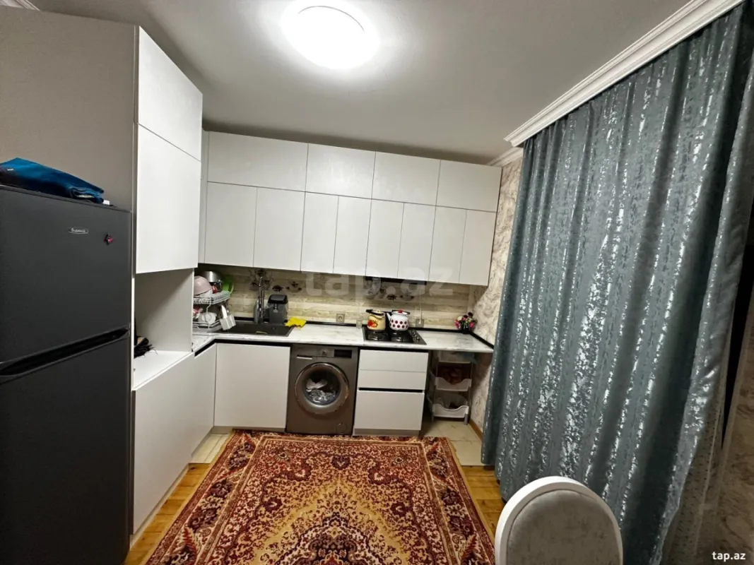 Satılır 4 otaqlı həyət evi