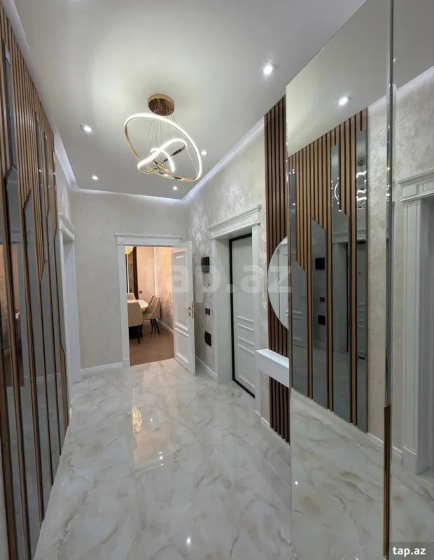 Satılır 3 otaqlı yeni tikili 100 m²