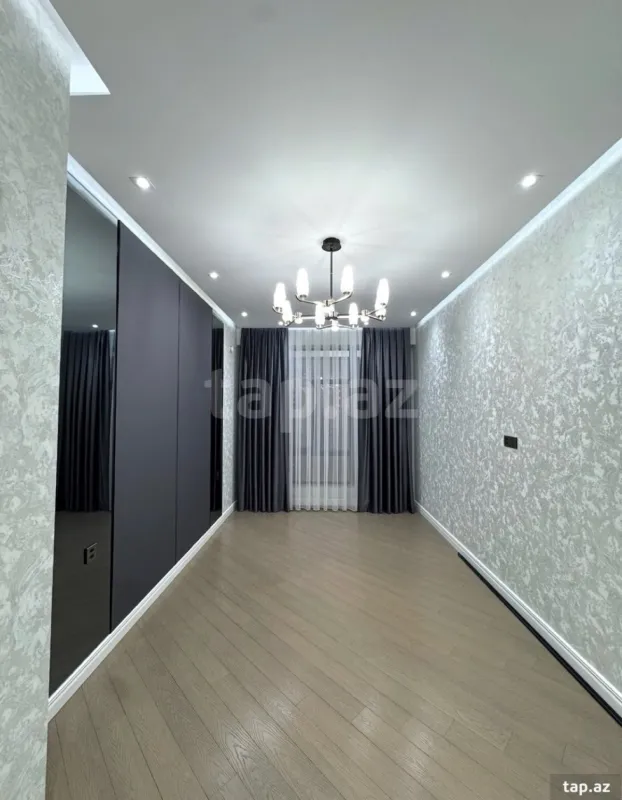 Satılır 3 otaqlı yeni tikili 100 m²