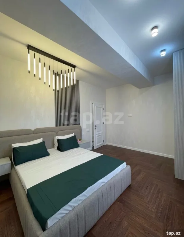 Satılır 2 otaqlı yeni tikili 90 m²