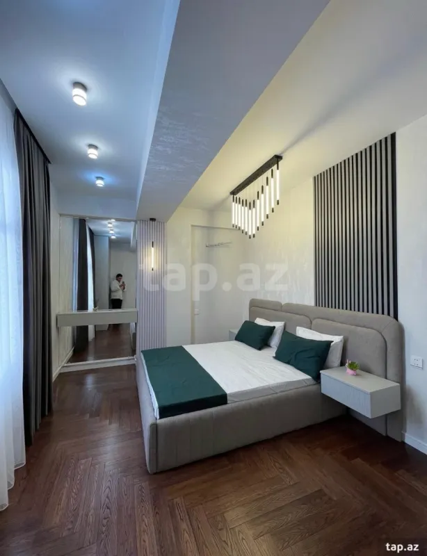 Satılır 2 otaqlı yeni tikili 90 m²