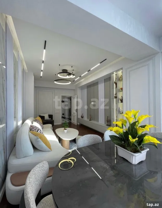 Satılır 2 otaqlı yeni tikili 90 m²