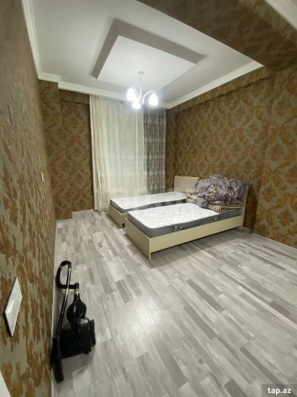 Kirayə verilir 3 otaqlı yeni tikili 102.2 m²