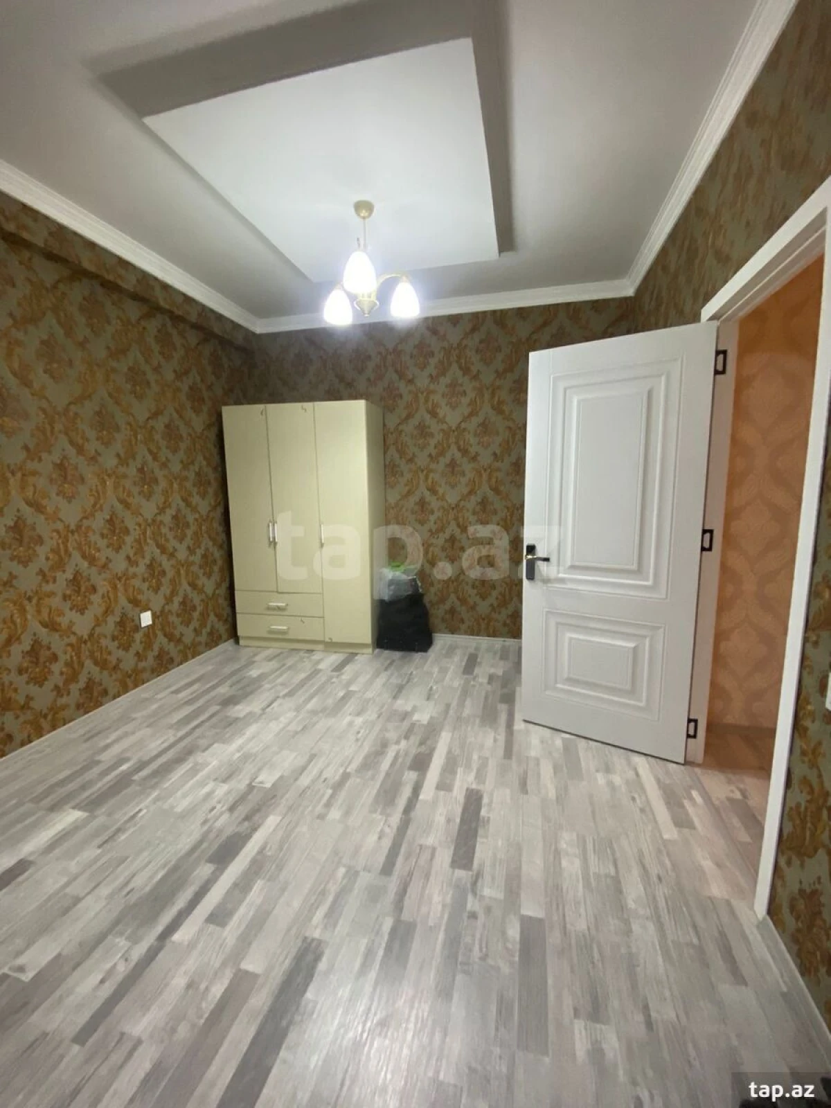 Kirayə verilir 3 otaqlı yeni tikili 102.2 m²