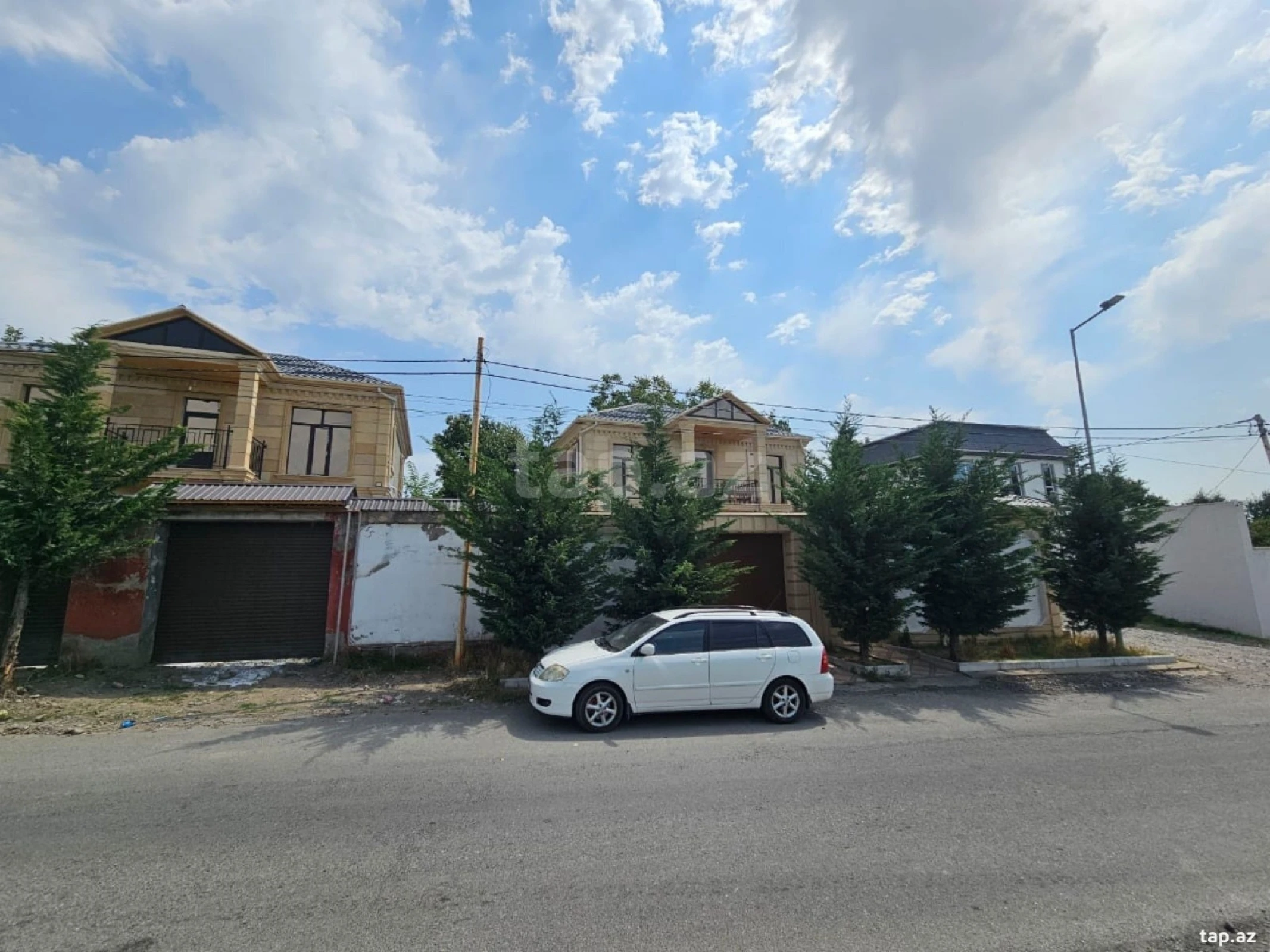 Kirayə verilir 5 otaqlı həyət evi