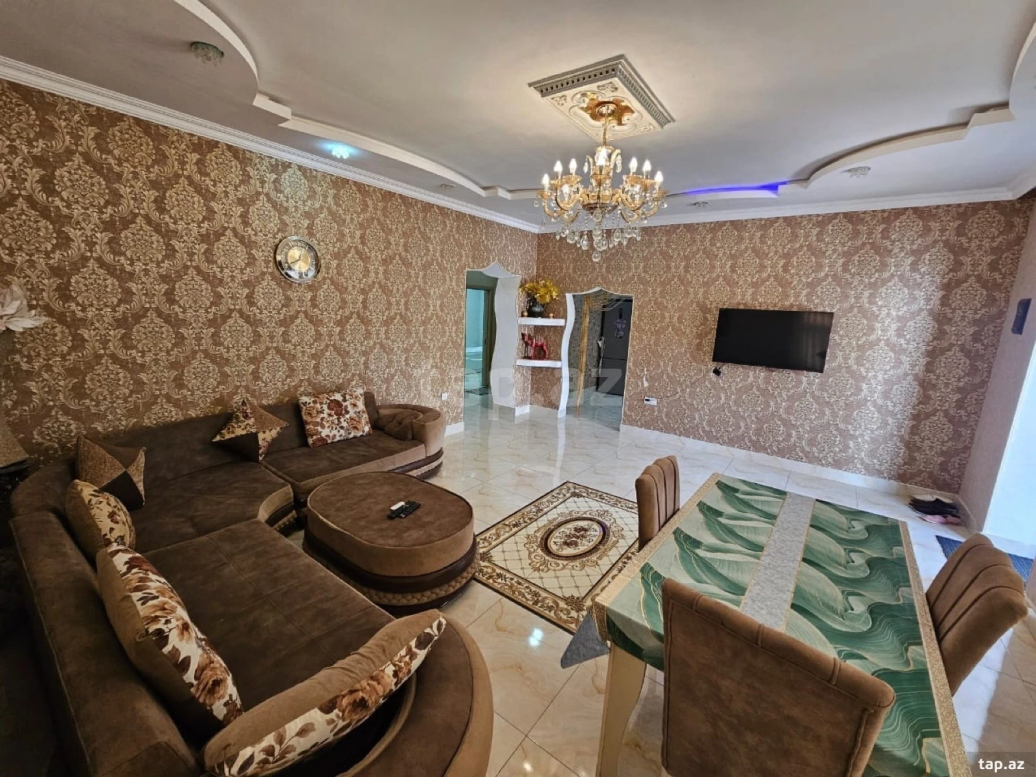 Kirayə verilir 5 otaqlı həyət evi