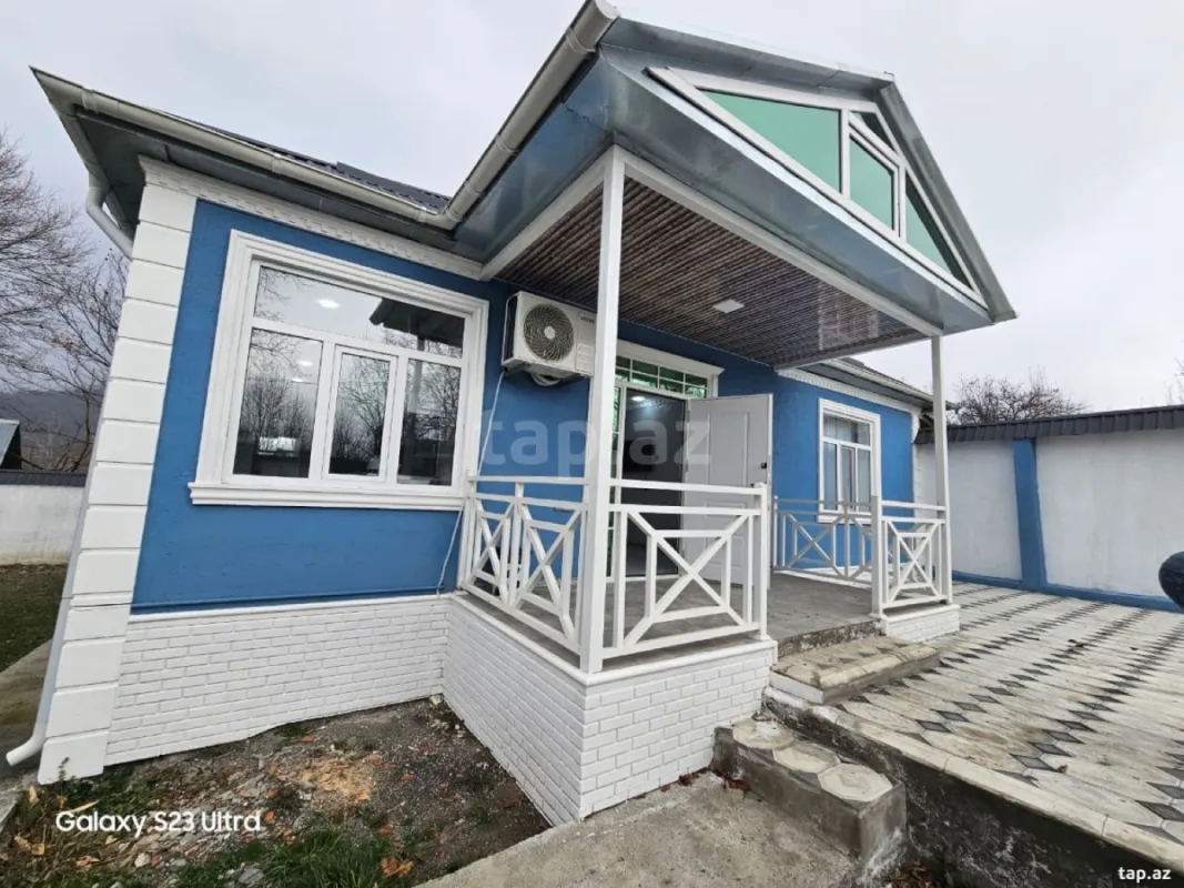 Kirayə verilir 3 otaqlı həyət evi