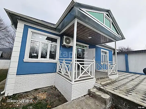 Kirayə verilir 3 otaqlı həyət evi