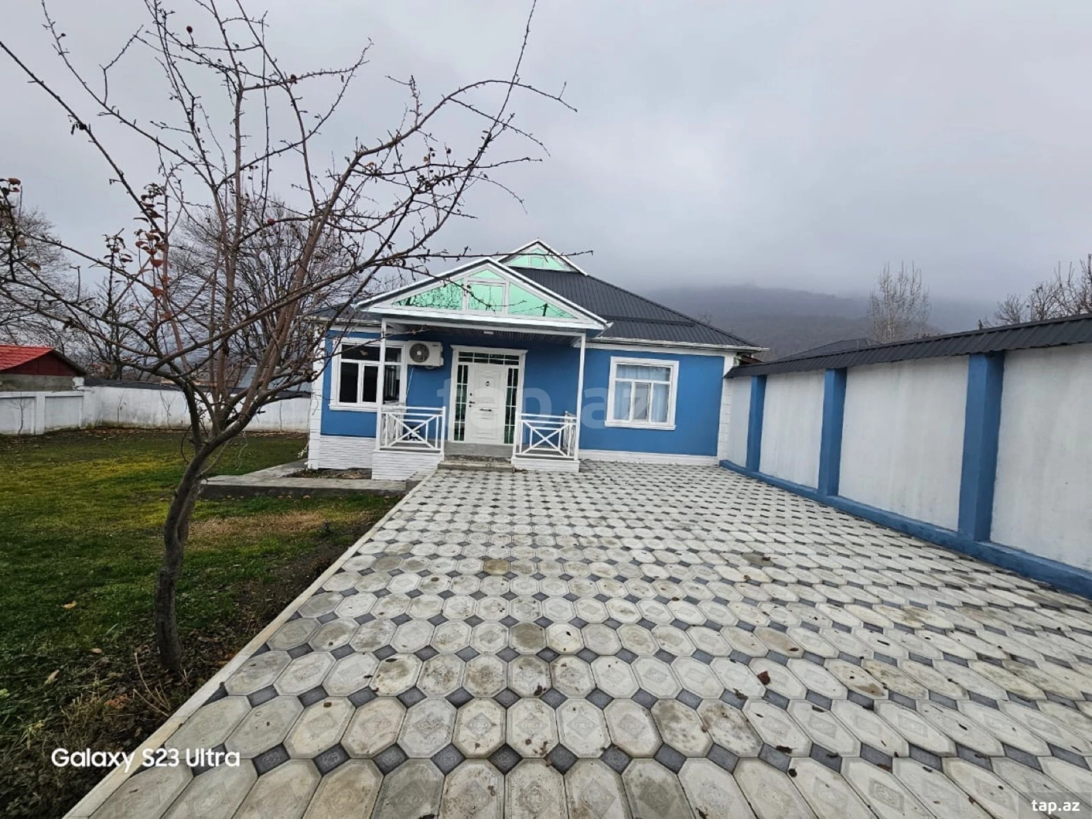 Kirayə verilir 3 otaqlı həyət evi