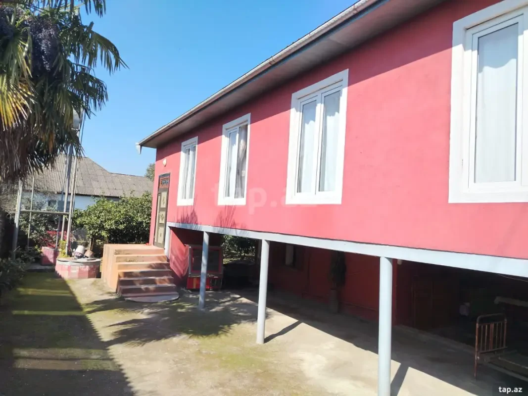 Satılır 3 otaqlı həyət evi 90 m²