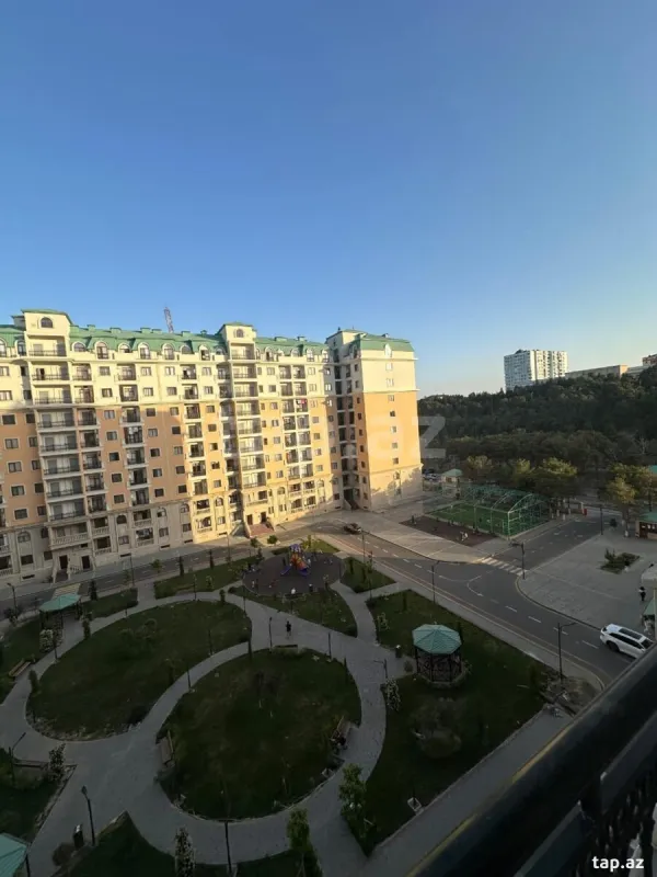 Kirayə verilir 3 otaqlı yeni tikili 100 m²