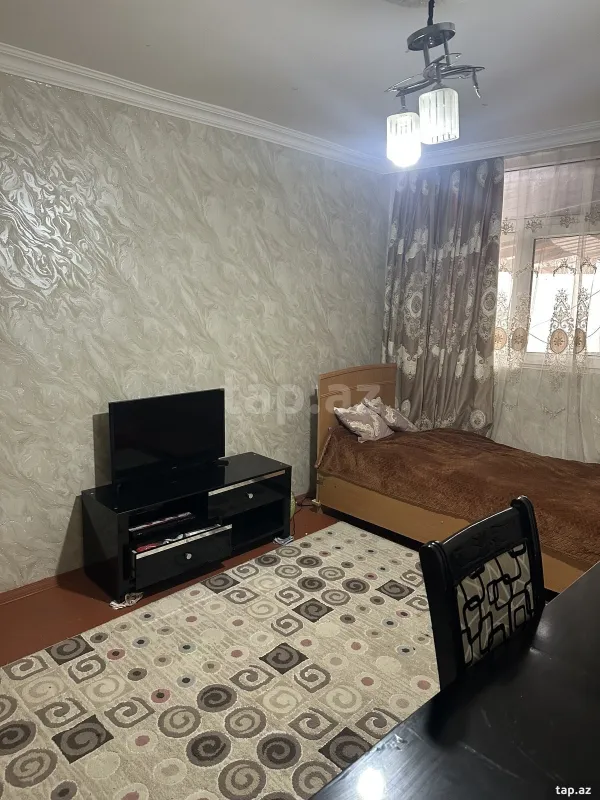 Satılır 3 otaqlı həyət evi