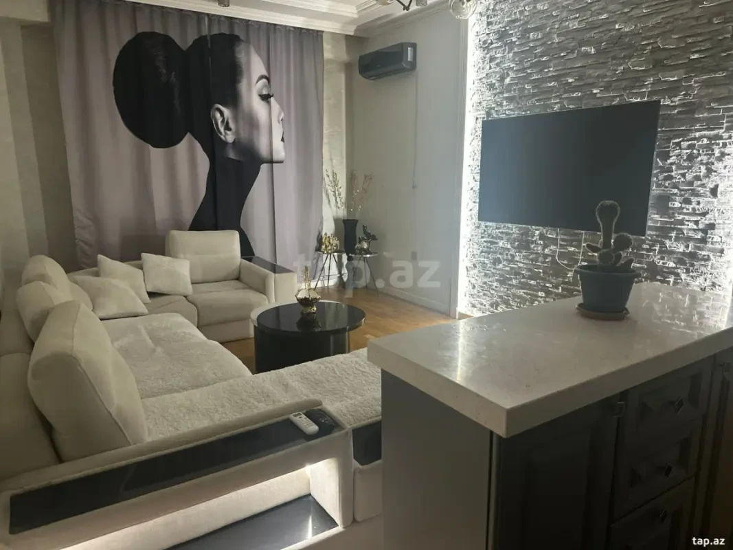Kirayə verilir 3 otaqlı yeni tikili 80 m²