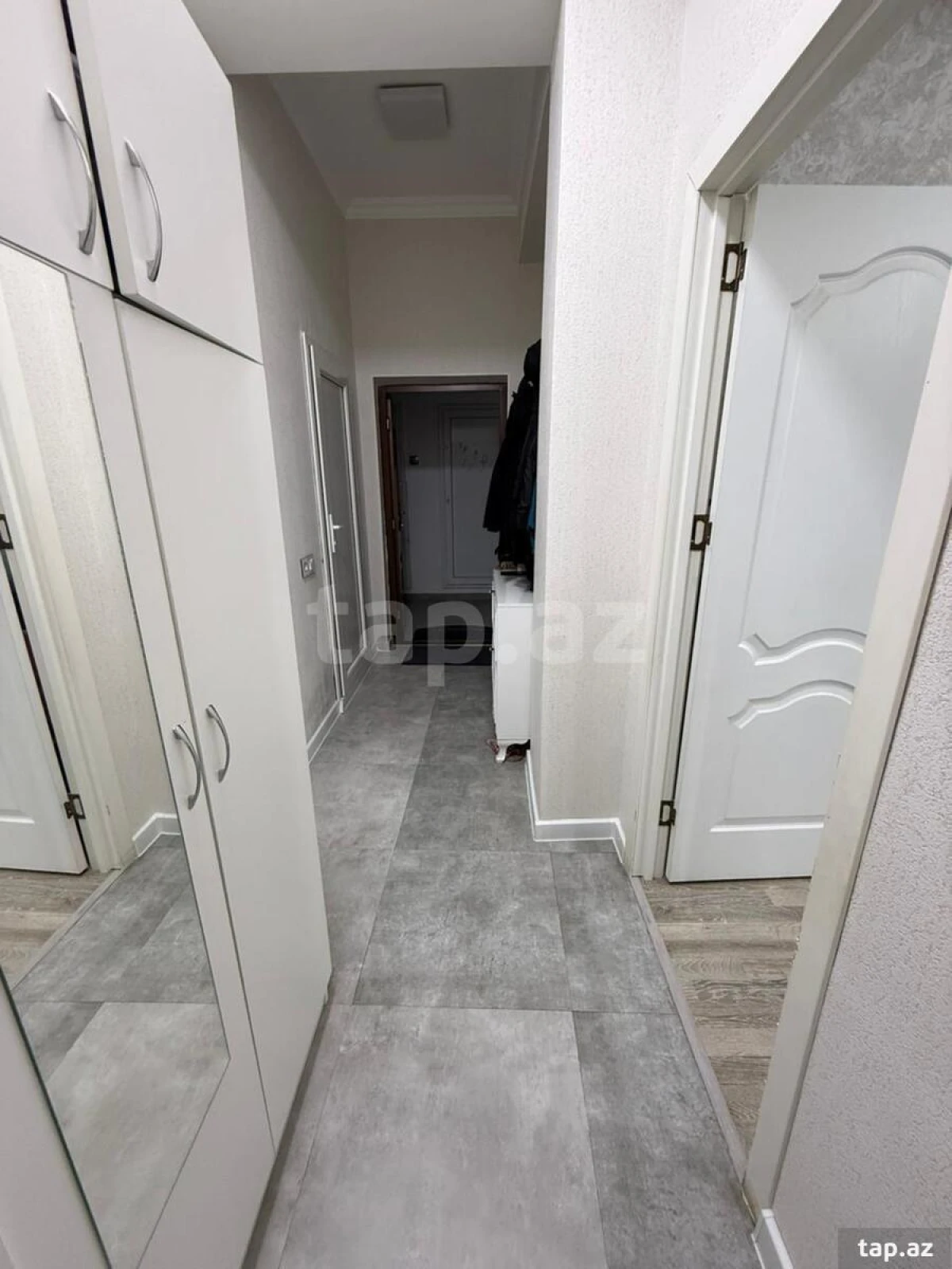 Satılır 3 otaqlı yeni tikili 56 m²