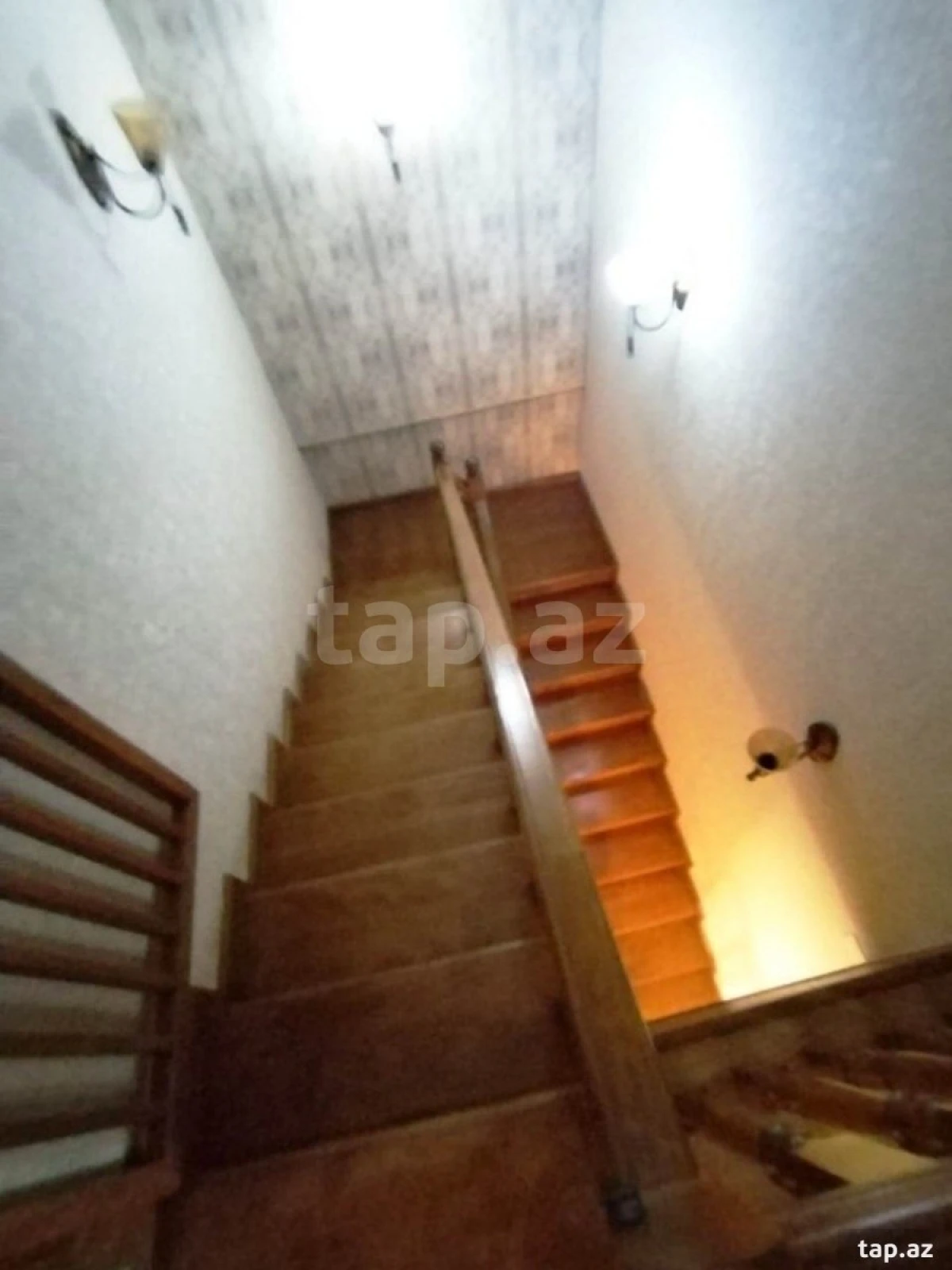 Satılır 5 otaqlı mənzil 150 m²