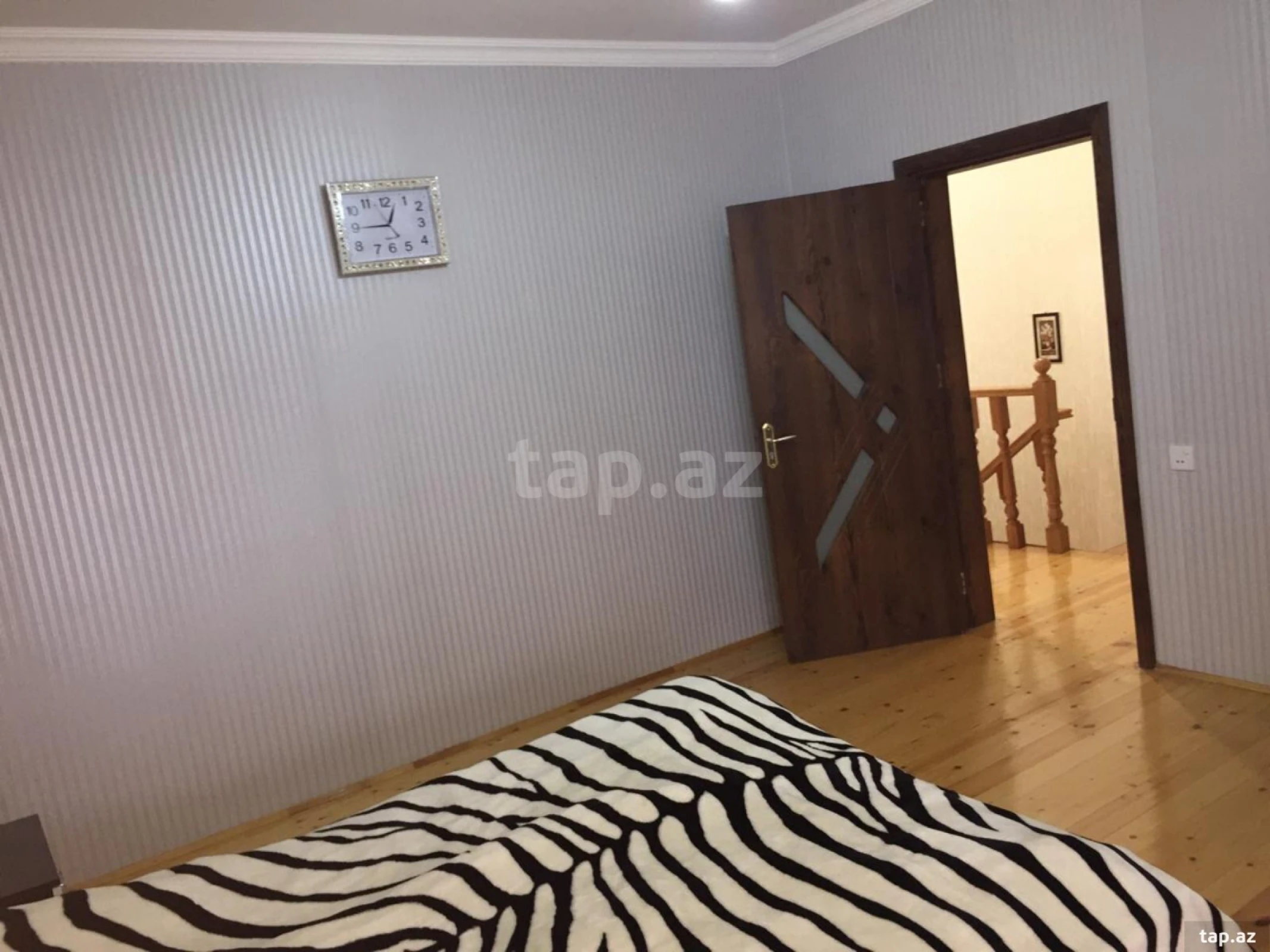 Satılır 4 otaqlı həyət evi