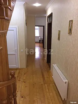 Satılır 4 otaqlı həyət evi
