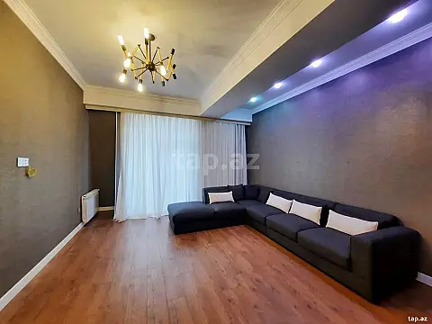 Kirayə verilir 4 otaqlı yeni tikili 160 m²