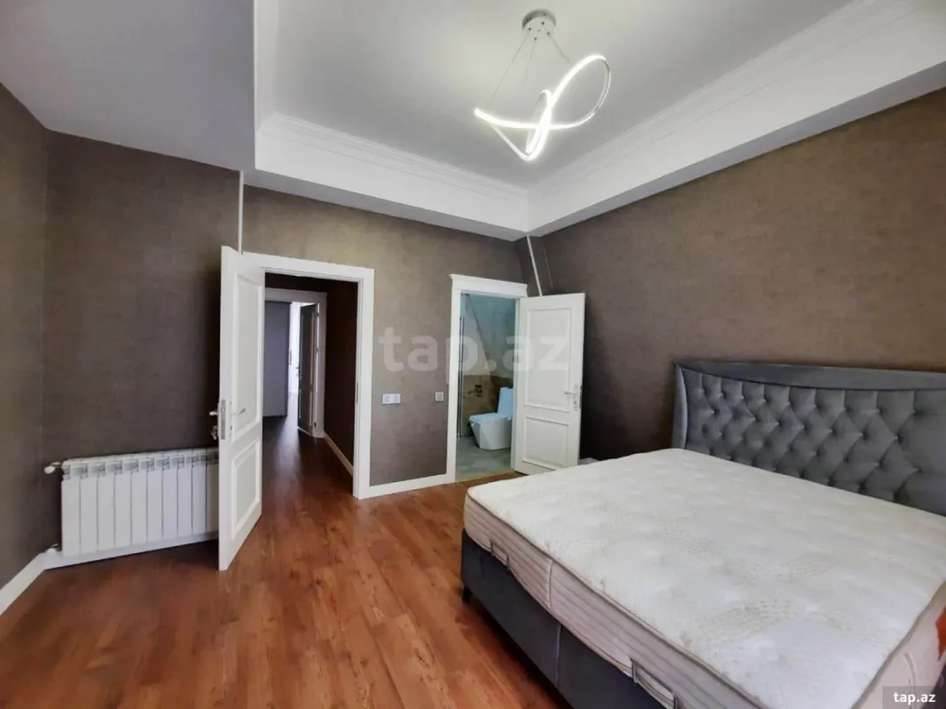 Kirayə verilir 4 otaqlı yeni tikili 160 m²