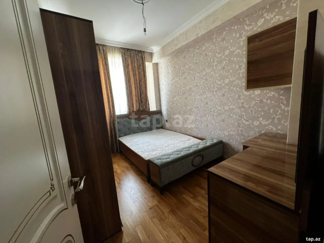 Kirayə verilir 2 otaqlı yeni tikili 70 m²