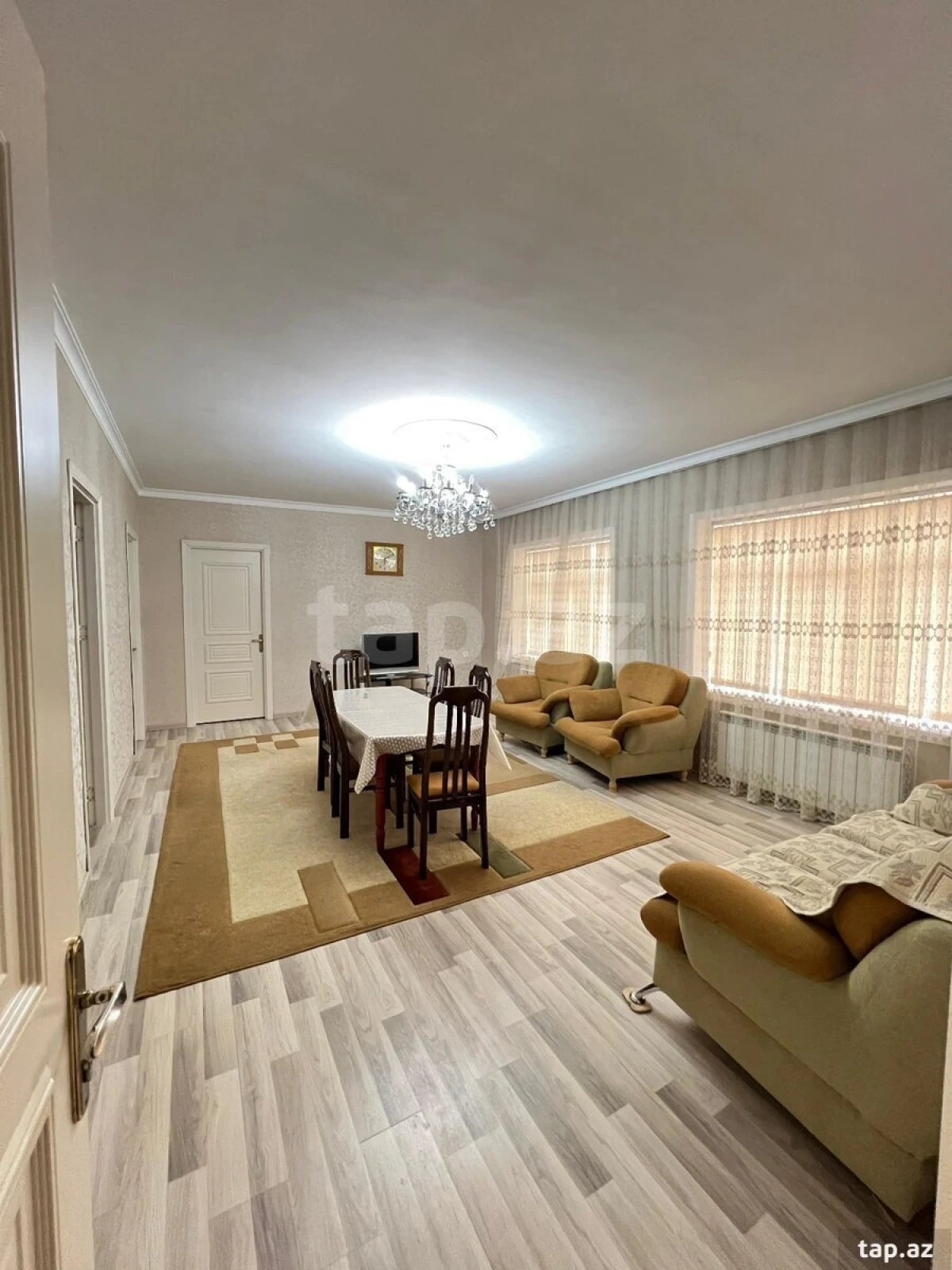 Kirayə verilir 5 otaqlı həyət evi