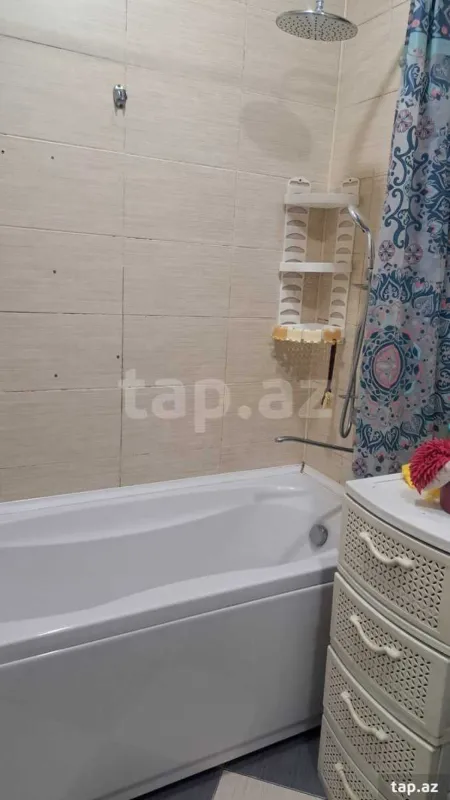 Kirayə verilir 2 otaqlı yeni tikili 60 m²