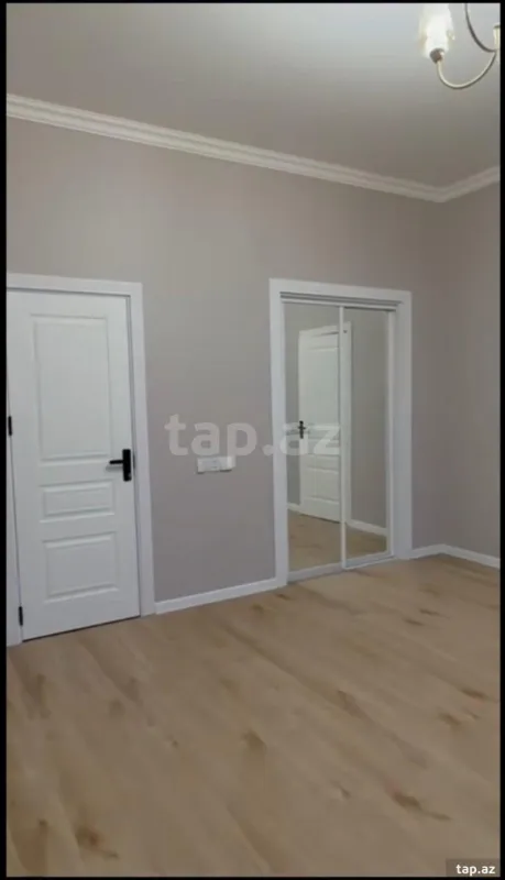 Satılır 6 otaqlı həyət evi