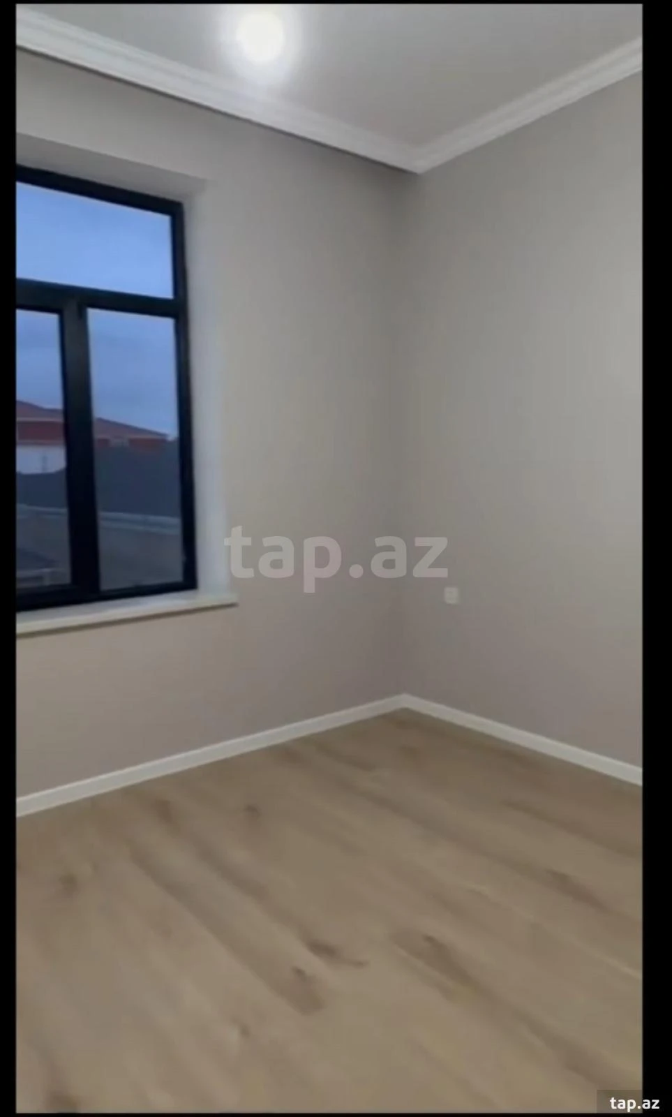 Satılır 6 otaqlı həyət evi
