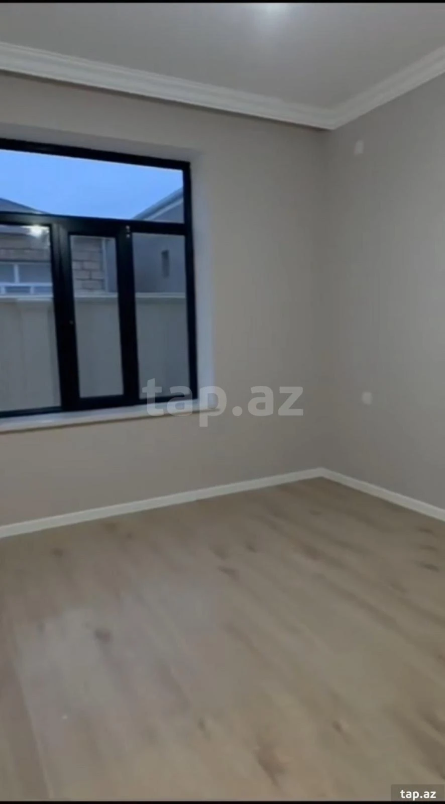 Satılır 6 otaqlı həyət evi