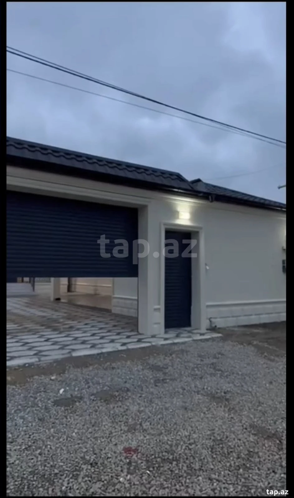 Satılır 6 otaqlı həyət evi