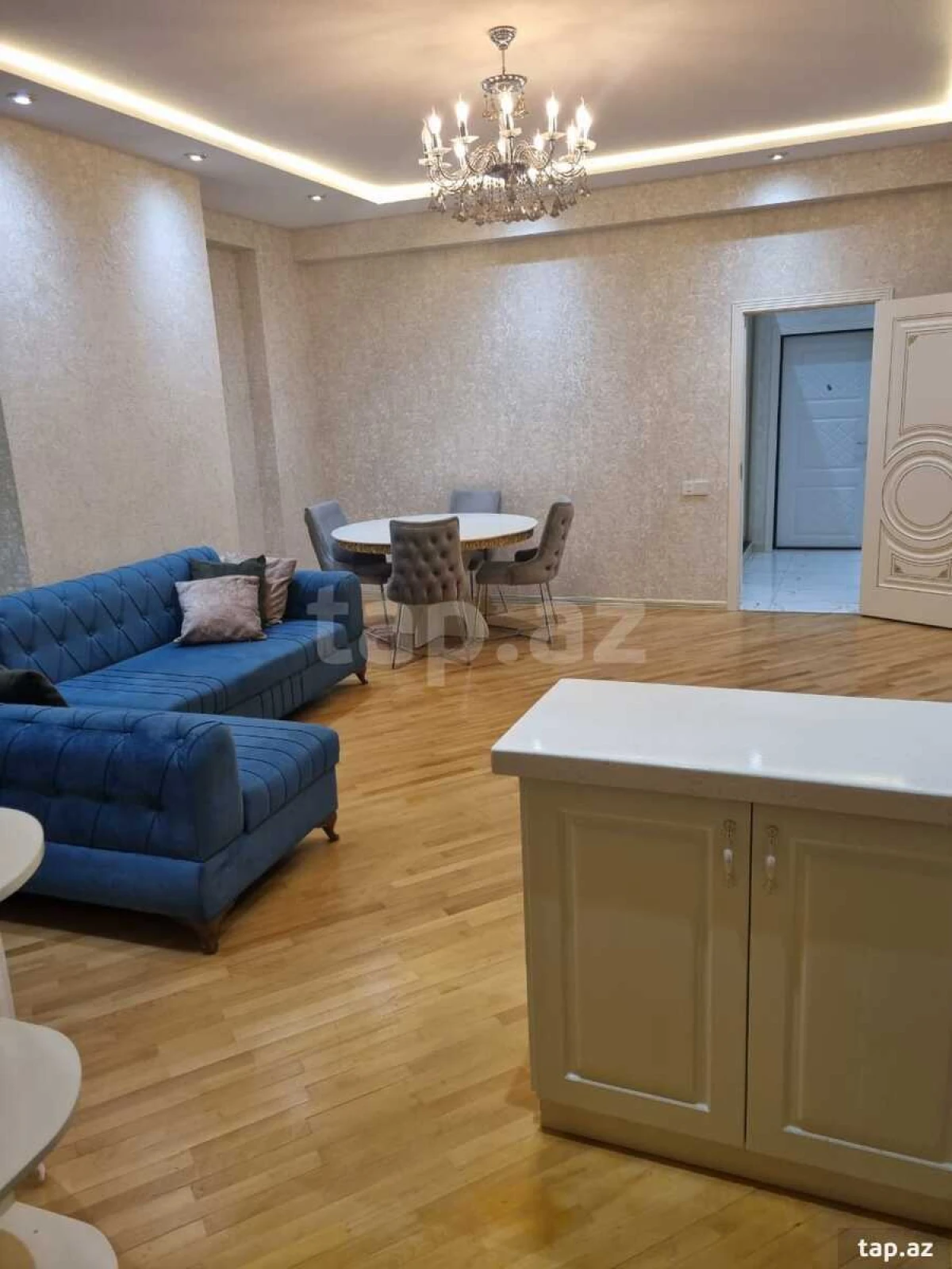Kirayə verilir 3 otaqlı yeni tikili 65 m²