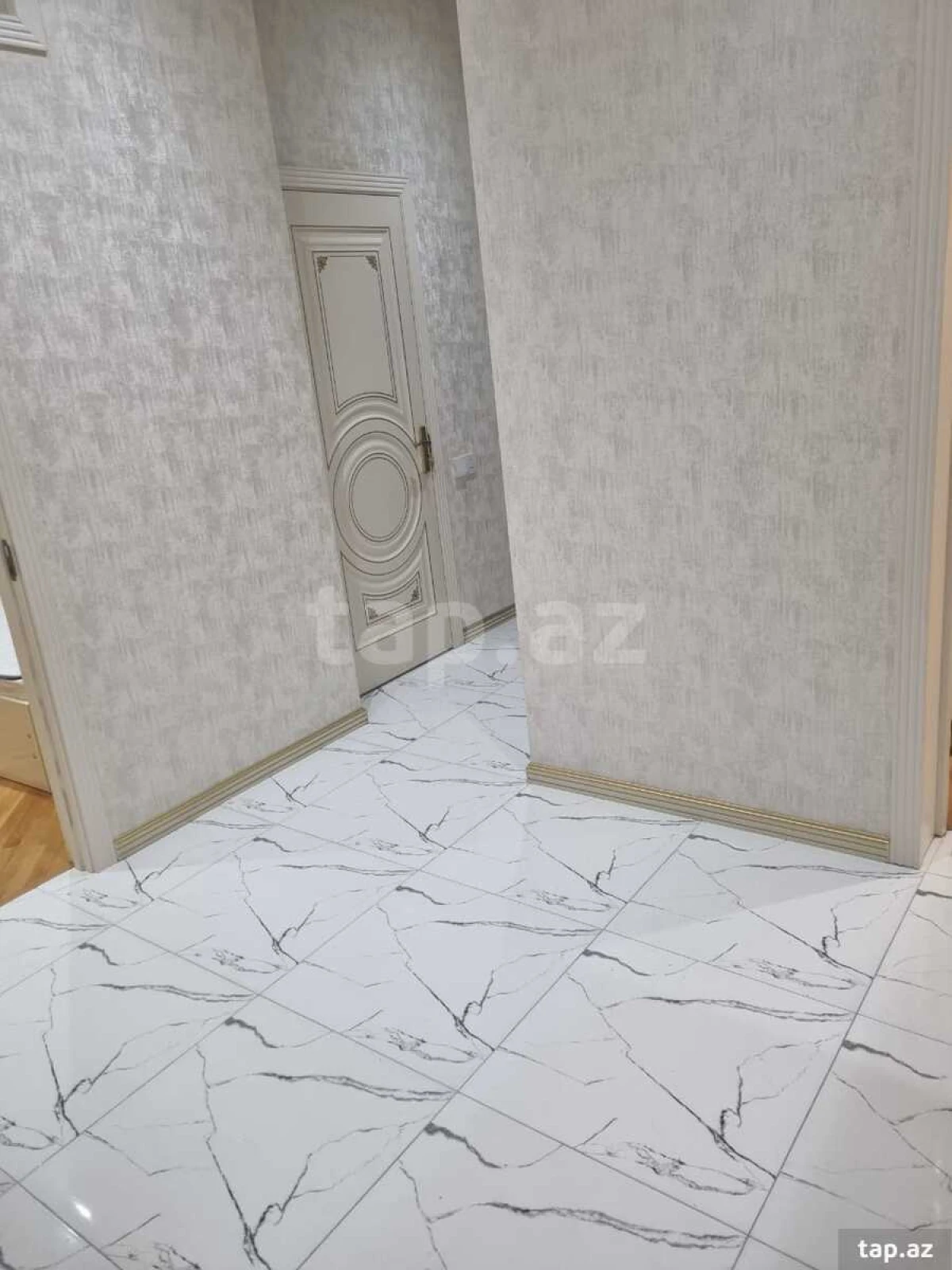 Kirayə verilir 3 otaqlı yeni tikili 65 m²