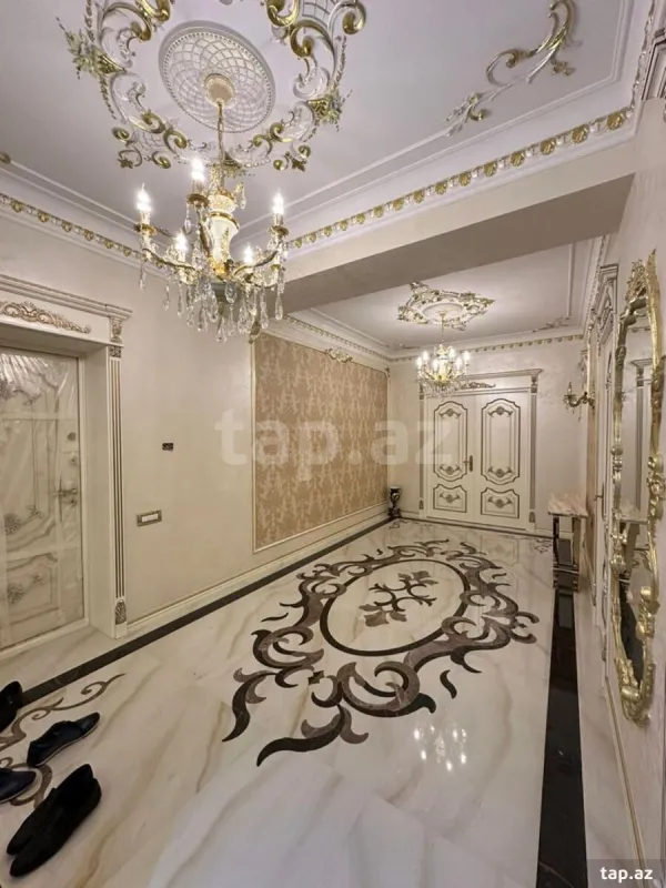 Satılır 4 otaqlı yeni tikili 172 m²