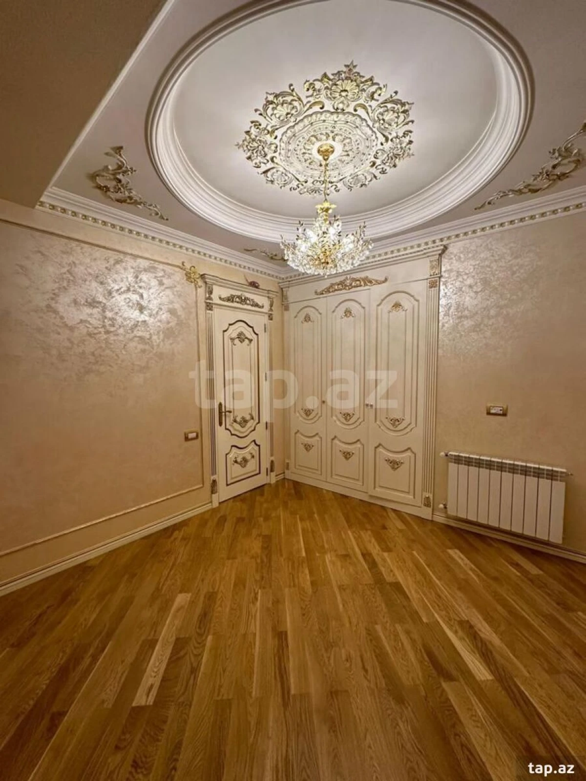 Satılır 4 otaqlı yeni tikili 172 m²