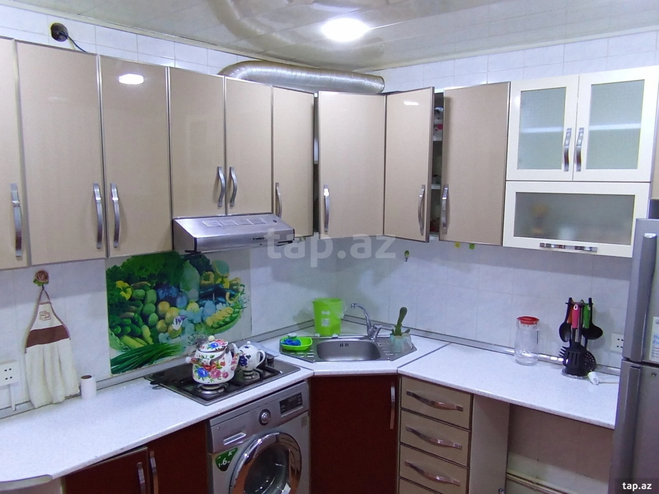 Kirayə verilir 3 otaqlı yeni tikili 85 m²