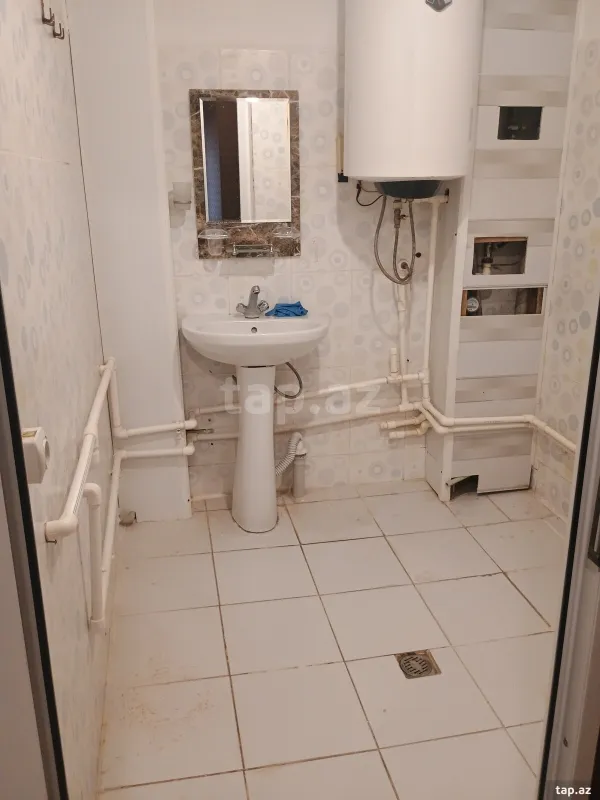 Kirayə verilir 3 otaqlı yeni tikili 100 m²