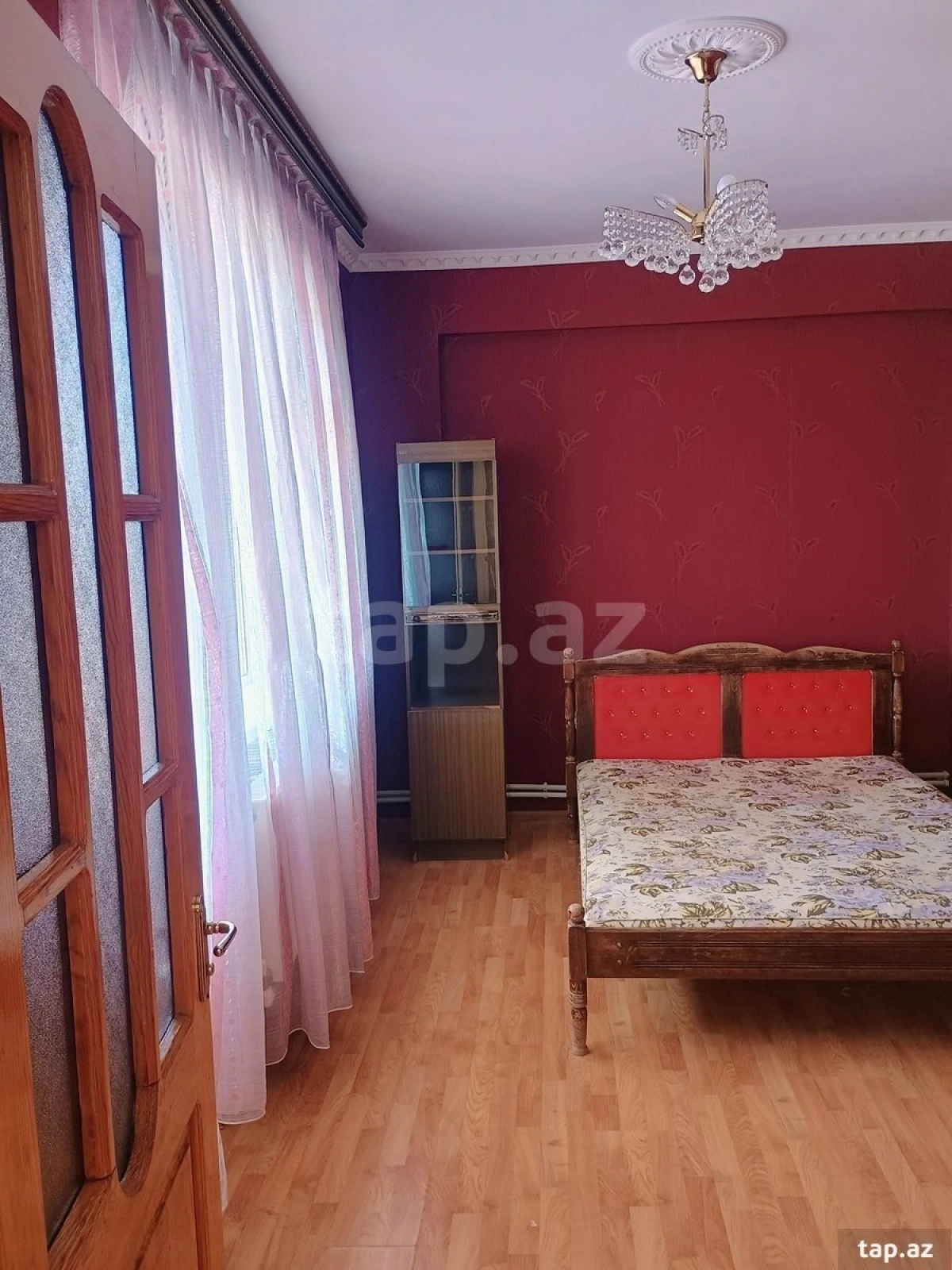 Kirayə verilir 3 otaqlı yeni tikili 100 m²