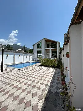 Satılır 5 otaqlı həyət evi 180 m² — Qəbələ 5 otaq 180.00 m²