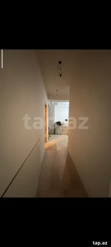 Satılır 3 otaqlı yeni tikili 70 m²