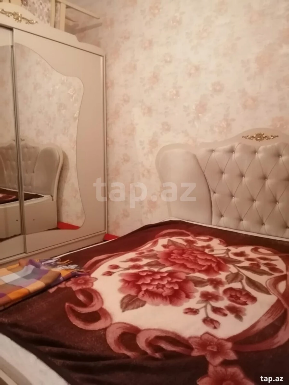 Kirayə verilir 3 otaqlı həyət evi