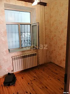 Kirayə verilir 3 otaqlı həyət evi