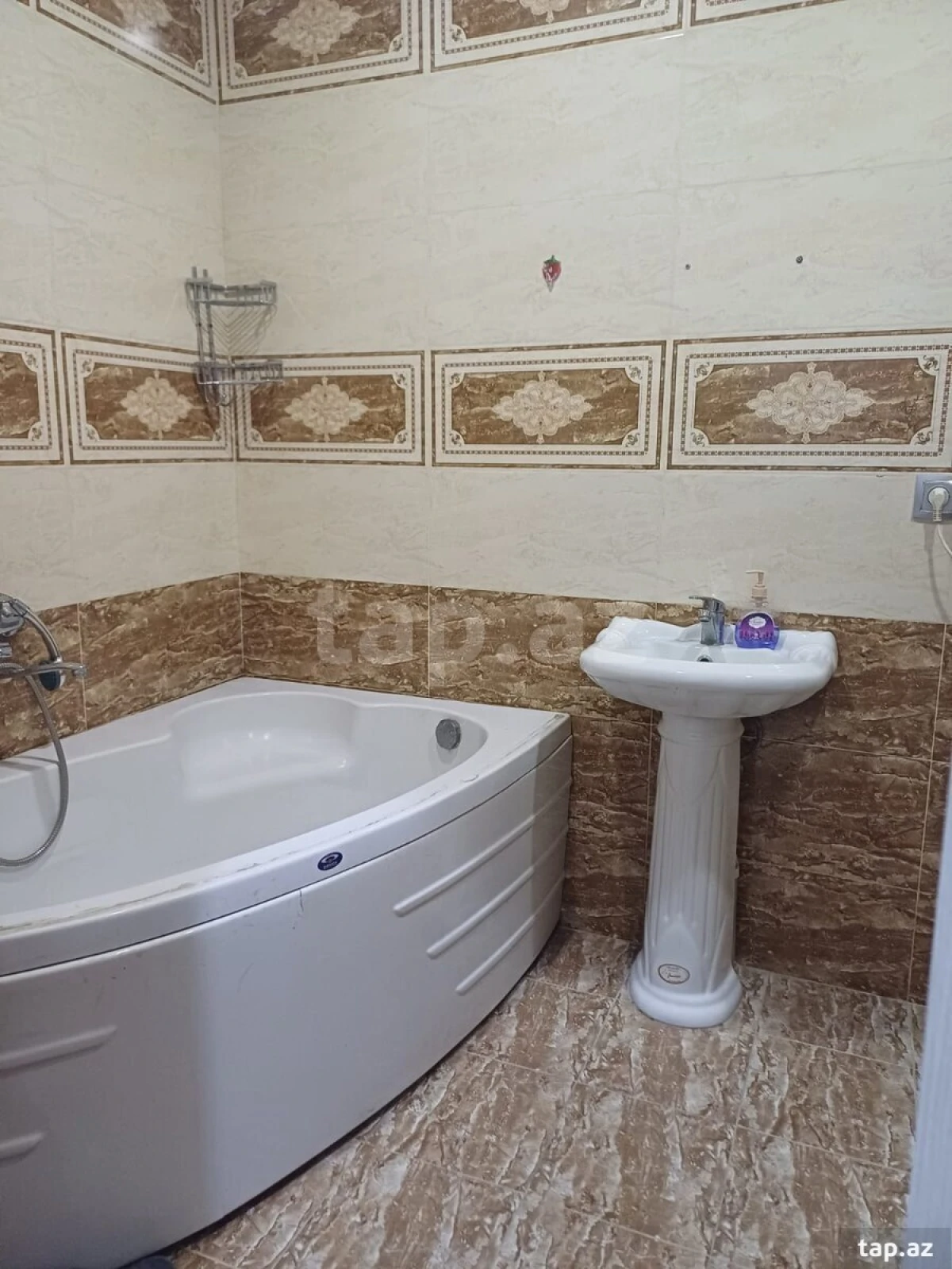 Kirayə verilir 2 otaqlı yeni tikili 55 m²